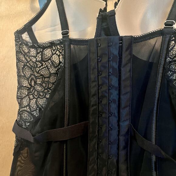 Maidenform Corset 36B DM1140 BNWT, Gorgeous Lace With Nude Lining - Picture 8 of 11